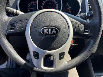 Kia Venga 1.4 Plus Pack airco picture 12
