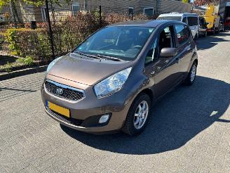 Kia Venga 1.4 Plus Pack airco picture 2
