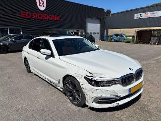 Unfallwagen BMW 5-serie 530e iPerformance High Exect.automaat 2017/8