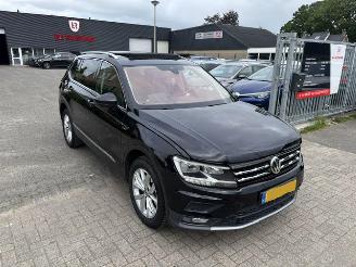 Damaged car Volkswagen Tiguan 1.5 TSI  Allspace Pano Comfort 2019/3