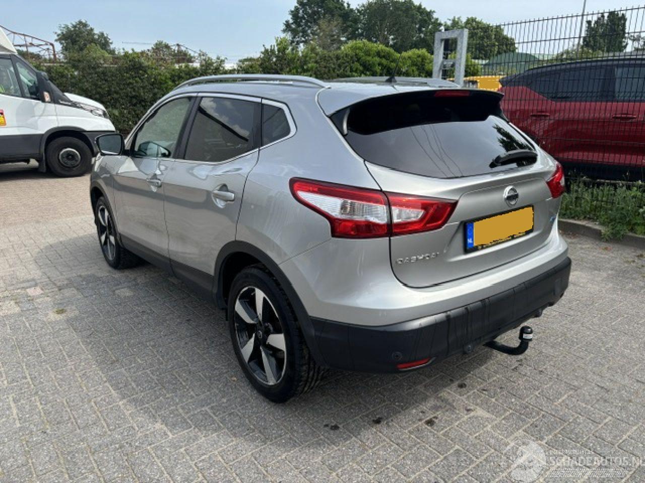 Nissan Qashqai 1.5 DCI Connect Edition Pano NAP