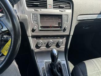 Volkswagen Golf 1.6 TDI DSG Lounge picture 20