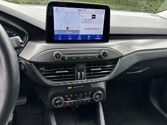 Ford Focus 1.0 EcoB. Automaat Titanium picture 18