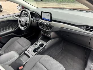 Ford Focus 1.0 EcoB. Automaat Titanium picture 16