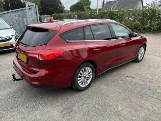 Ford Focus 1.0 EcoB. Automaat Titanium picture 2