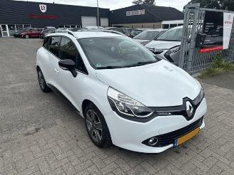 Unfallwagen Renault Clio 0.9 TCe Night&Day 2014/8