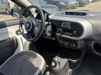 Renault Twingo 1.0 SCe Automaat Limited picture 10