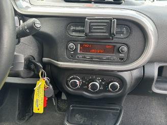 Renault Twingo 1.0 SCe Automaat Limited picture 12