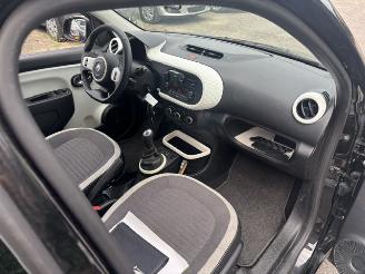 Renault Twingo 1.0 SCE Collection picture 11
