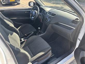 Suzuki Swift 1.2 airco picture 8