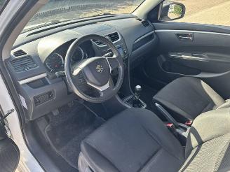 Suzuki Swift 1.2 airco picture 10