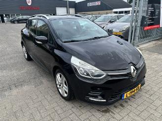 Unfallwagen Renault Clio 1.5 DCI Ecoleader Limited 2017/3