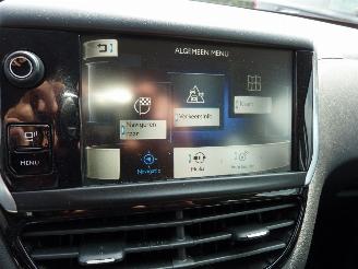 Peugeot 208 1.2 VTI ACCESS picture 10