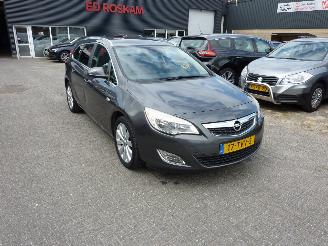 škoda osobní automobily Opel Astra 1.4 TURBO COSMO 2012/4