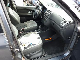 Skoda Fabia 1.6-16V AUTOMAAT CLIMAT picture 6