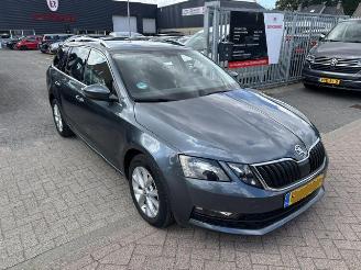 Voiture accidenté Skoda Octavia 1.0 TSI Automaat NAP 2018/4