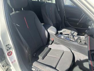 BMW 1-serie 118i Sport 5-drs Clima 170pk picture 16