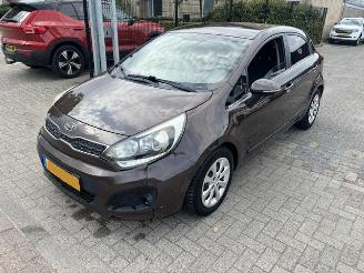 Kia Rio 1.2 Superpack 5-drs clima NAP picture 5