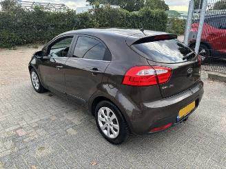 Kia Rio 1.2 Superpack 5-drs clima NAP picture 3