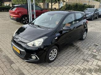 Hyundai I-10 1.0 i-Motion Comf+  Clima picture 5