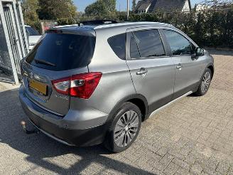Suzuki SX4 1.6 DDiS Exclusive Pano picture 3