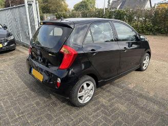 Kia Picanto 1.0  5-drs Plus Pack picture 3