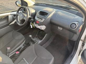 Toyota Aygo 1.0 5-drs Now airco Nap picture 9