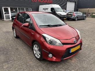 Coche accidentado Toyota Yaris 1.5 Full Hybrid Dynamic Automaat 2012/9