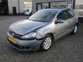 damaged passenger cars Volkswagen Golf 1.2 TSI COMFORTLINE 2013/3