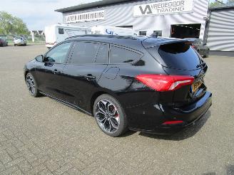 Ford Focus WAGON 1.5 EcoBOOST ST LINE AUTOMAAT picture 3