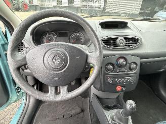 Renault Clio 1.2 TCE Expression picture 13