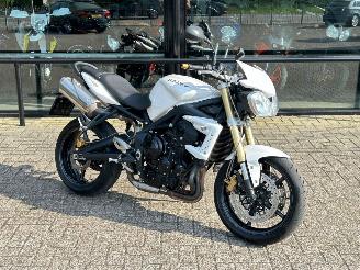 krockskadad bil motor Triumph Speed Triple 675 2012/6
