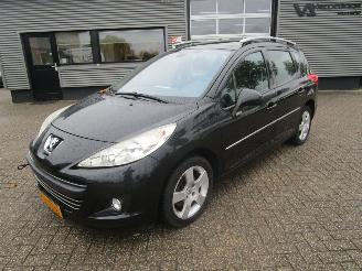 Schadeauto Peugeot 207 SW 1.6 VTI Premiere 2009/8