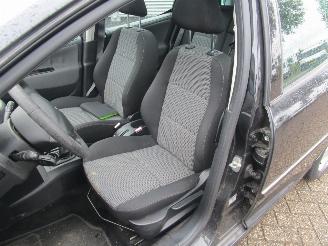 Peugeot 207 SW 1.6 VTI Premiere picture 12