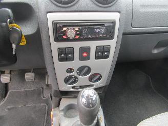 Dacia Logan MCV 1.6-16V Laureate picture 12