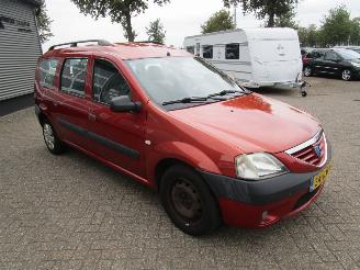 Dacia Logan MCV 1.6-16V Laureate picture 4
