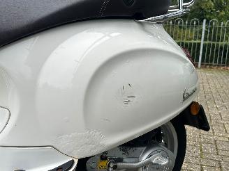 Vespa  Sprint 50 4T picture 9