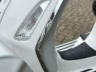 Vespa  Sprint 50 4T picture 12