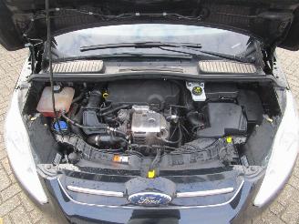 Ford C-Max 1.0 Titanium picture 16
