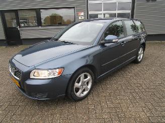 Käytettyjen passenger cars Volvo V-50 2.0 Sport 2010/11