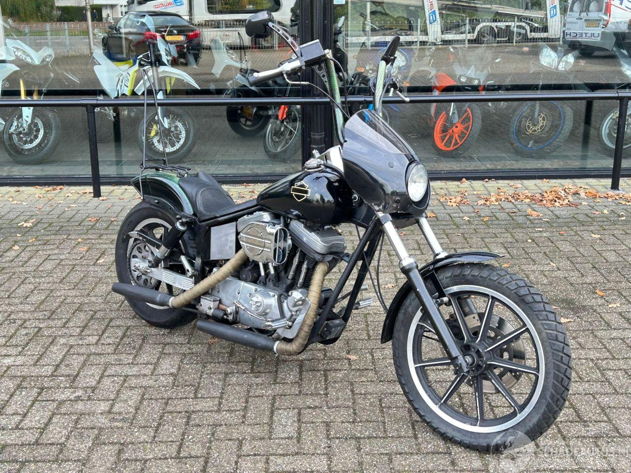 Harley-Davidson Sportster XL 883 Hugger
