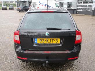 Skoda Octavia Combi 1.4 TSI Elegance automaat picture 4
