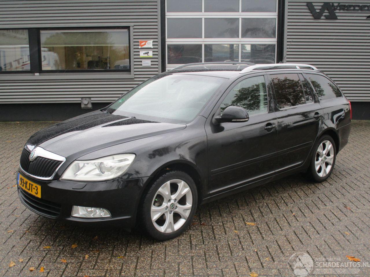 Skoda Octavia Combi 1.4 TSI Elegance automaat