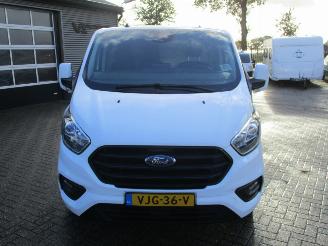 Ford Transit Custom 320 2.0 TDCI L2H1 Limited picture 8