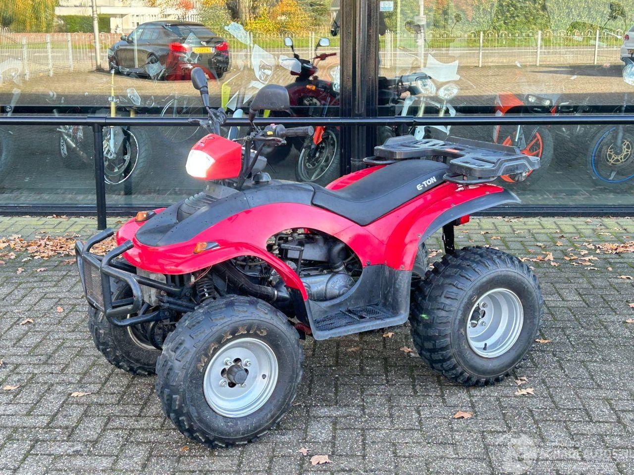 Quads  Eton Yukon 150cc Utility