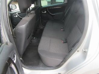 Dacia Duster 1.6-16V Laureate 2wd 1e eigenaar picture 13