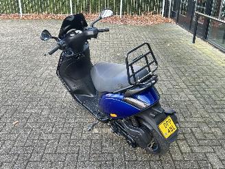 Piaggio  Zip 50 4T picture 5