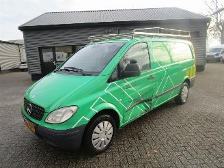 krockskadad bil bedrijf Mercedes Vito 109 CDI 320 lang 2008/8
