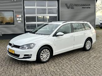 krockskadad bil auto Volkswagen Golf Variant 1.6 TDI Trendline 2016/11