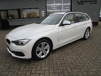 škoda osobní automobily BMW 3-serie 316D Touring Executive 2017/3